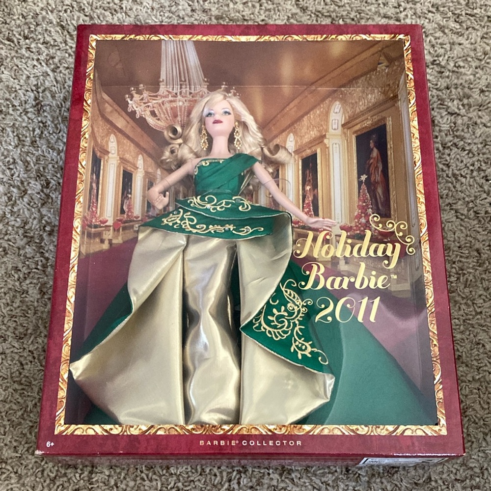 New Barbie Holiday 2011 Green and Gold Elegance